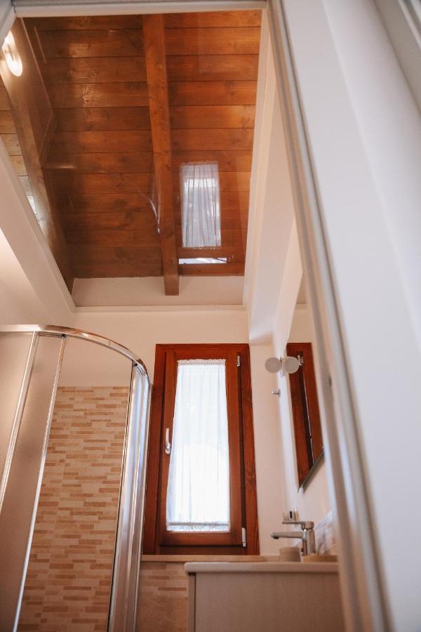 Magnolia Rooms Civitavecchia Eksteriør billede
