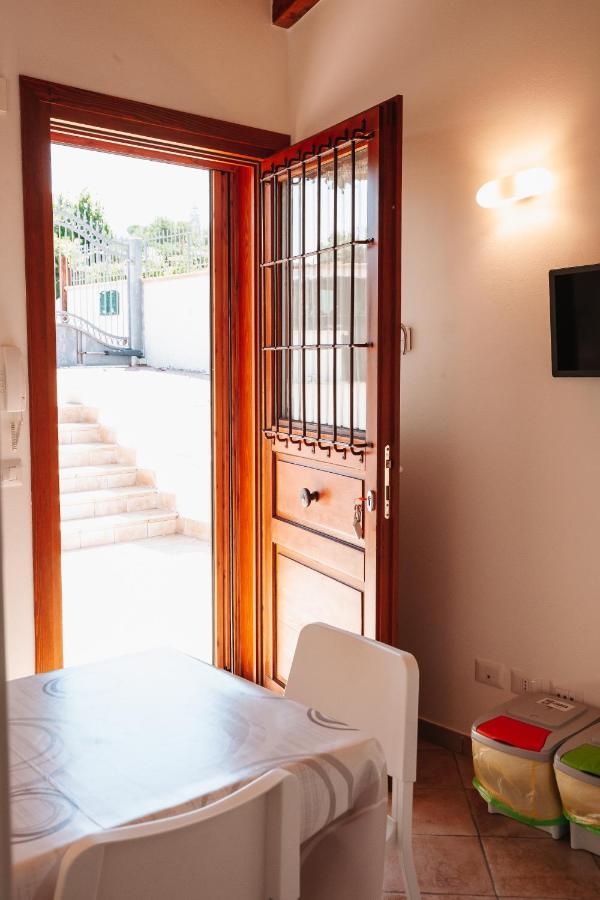 Magnolia Rooms Civitavecchia Eksteriør billede